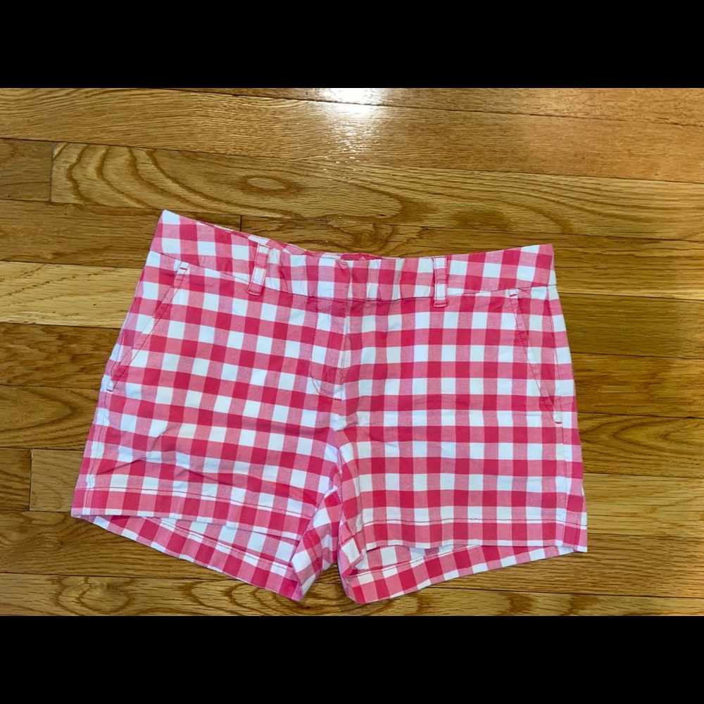 Vineyard Vines shorts